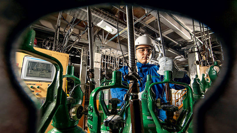 size_810_16_9_white-martins